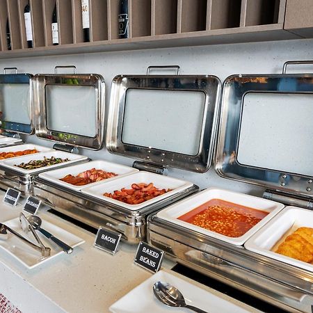 더 플라자 호텔 칼굴리 외부 사진